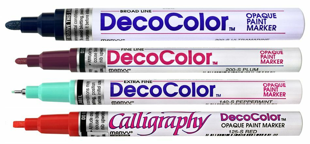 Uchida DecoColor Fine Glossy Oil-Based Paint Marker-Yellow