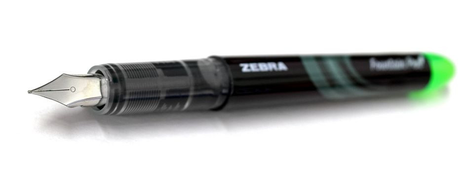 Zebra Zensations Füllfederhalter 2er Pack – 0,6 Mm Feine Schwarze Edelstahlfeder Für Glattes Schreiben