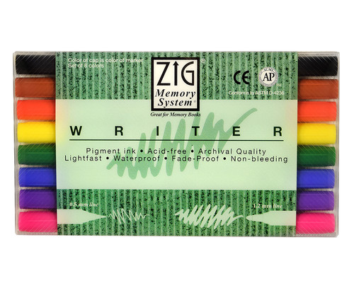 Kuretake ZIG Clean Color DOT markers, 12 colors set, Dual tip, for Bullet  Journals, Crafts, Illustration, Lettering 0.5mm fine tip on one end and a