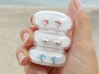 Light Rose Flower Stud Earrings - 6mm Light Rose Flower Stud Earrings - 6mm