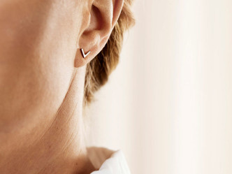Silver Titanium Plain V Stud Earrings - 8 mm Silver Titanium Plain V Stud Earrings - 8 mm