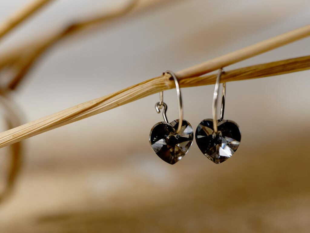 Black Diamond Heart Earrings - 10mm