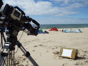 Jeep commercial with kiteboarders