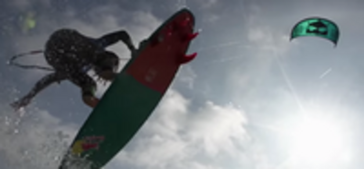 Red Bull "Unfastened 2014" / Strapless Kitesurfing