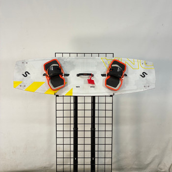 DNA V1 Twintip / 141cm - White/Yellow - 2027 - 2026 KoGL Demo