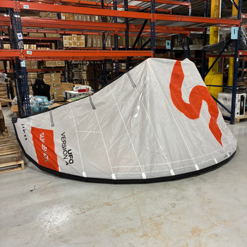 UFO V4 Kite / 11m - White - 2027 - KoGL Demo