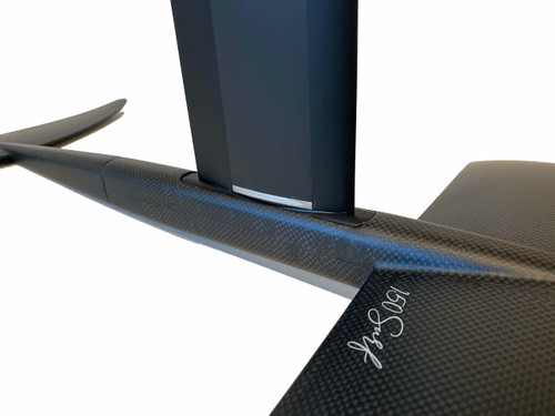 Project Cedrus Universal Carbon Mast - Lift