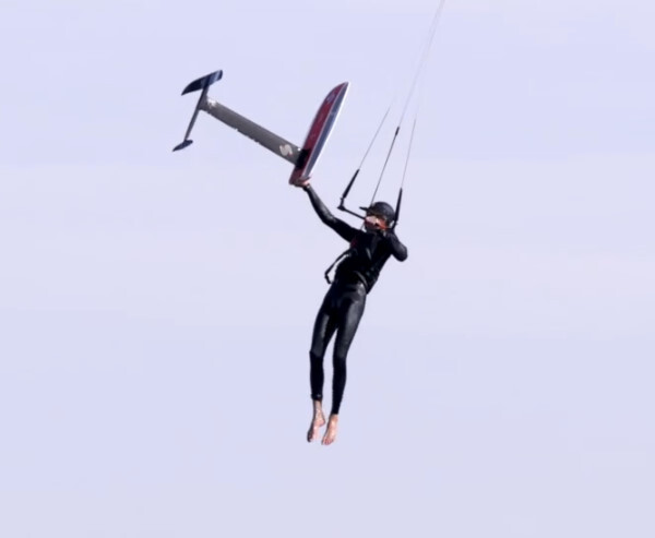 Jumping with the Slingshot One-Lock Kite Quickstart Package
