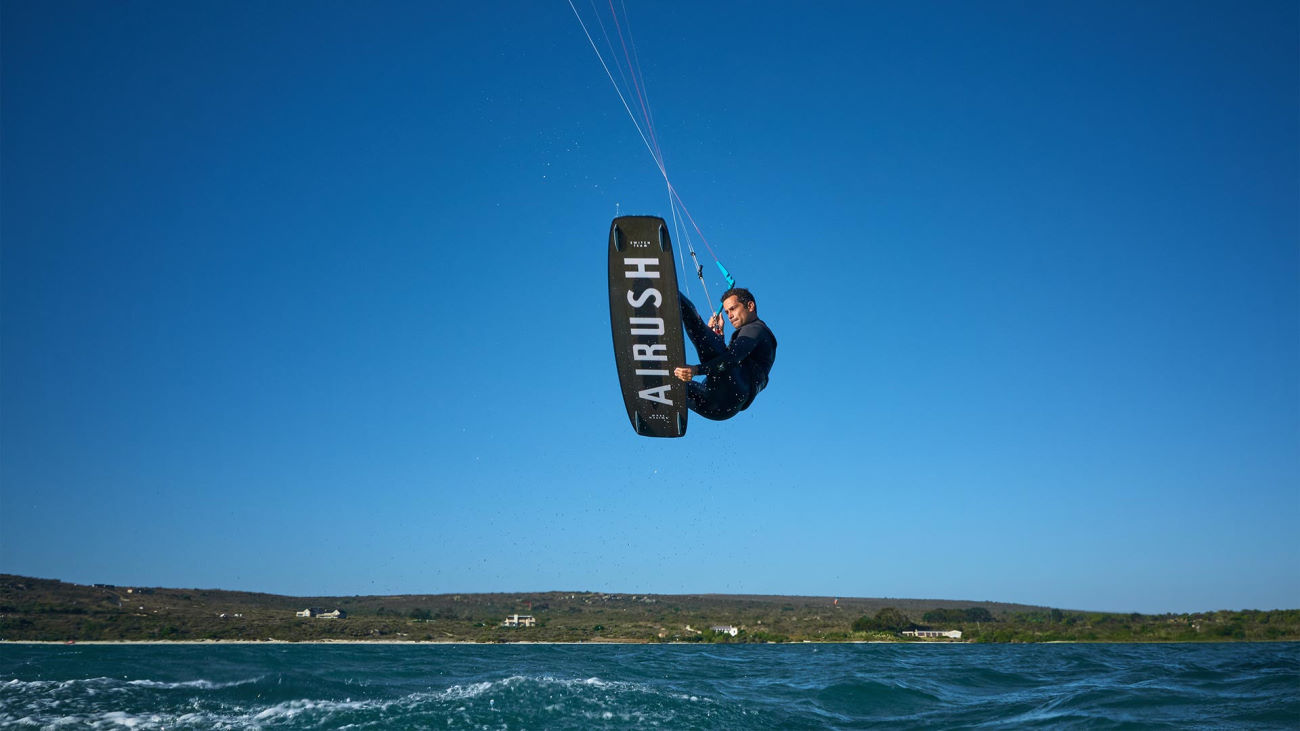 Airush Switch Team v11 Twintip Kiteboard