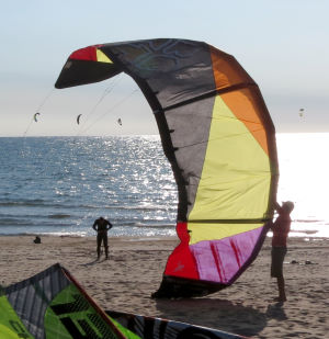 Best TS 2013 lightwind kite ready to launch