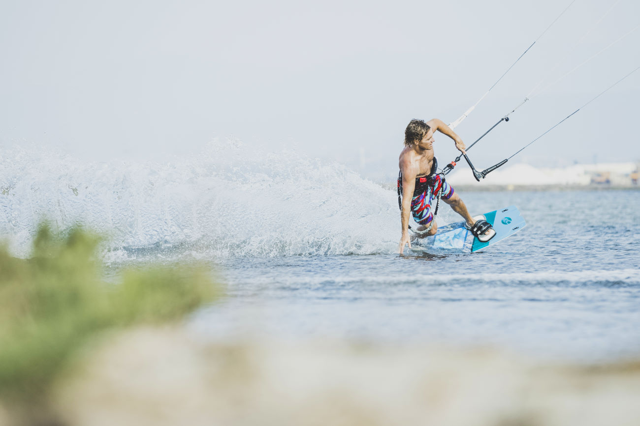 2022 Cabrinha 02 XCaliber Wood Twintip Kiteboard