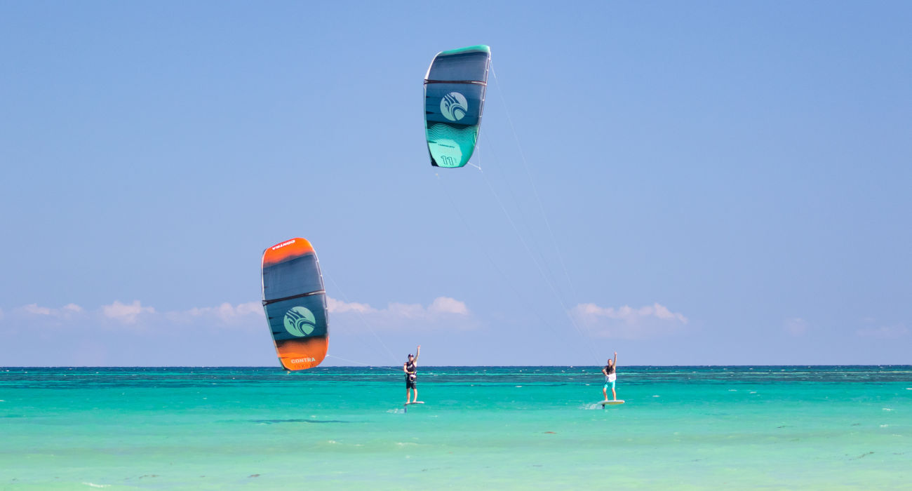 Contra 1S Group Flying