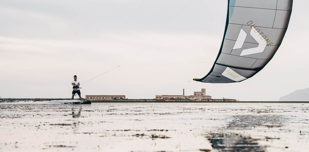 Duotone Juice D/LAB Kiteboarding Kite