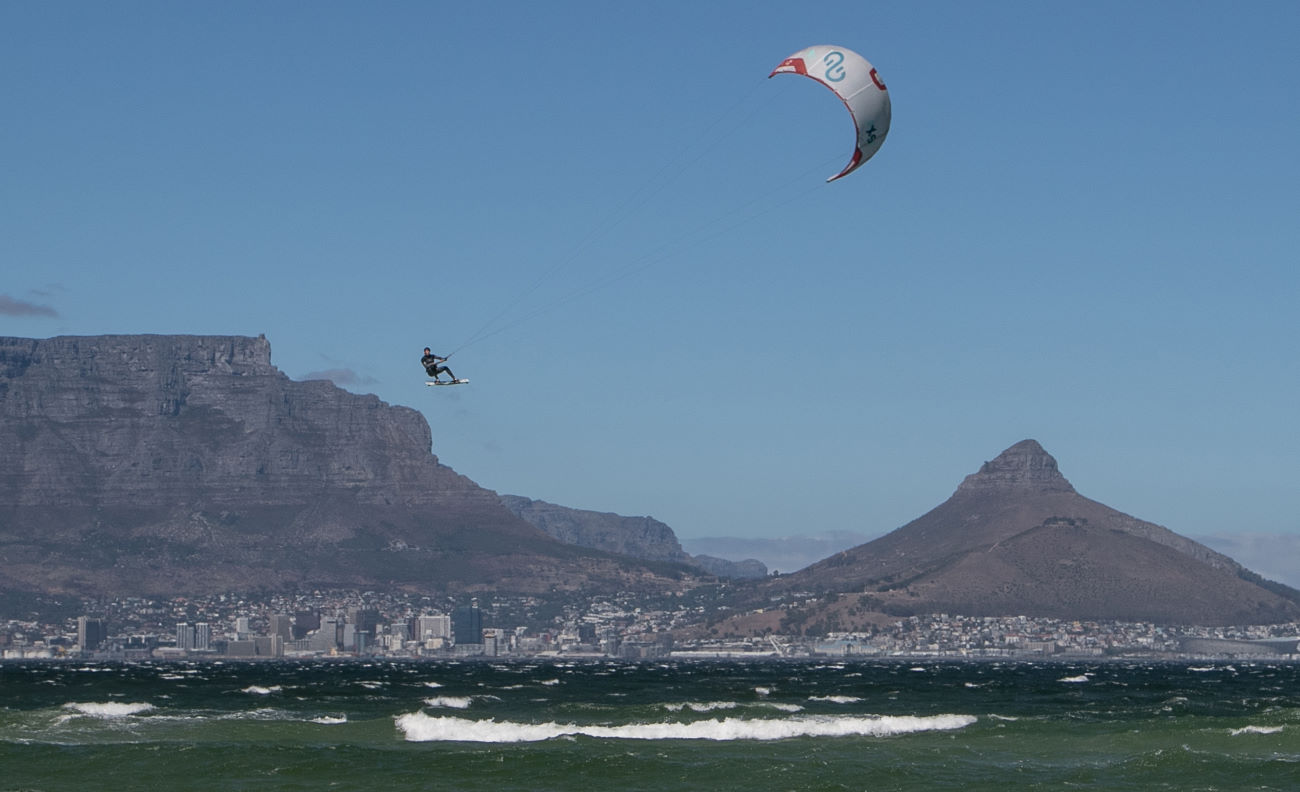 2022 Eleveight XS V2 Kiteboarding Kite 2022 Eleveight XS V2 Kiteboarding Kite