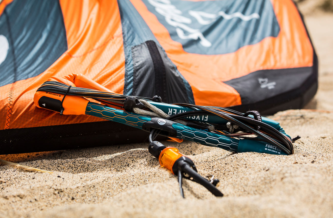 Flysurfer Force Control Bar