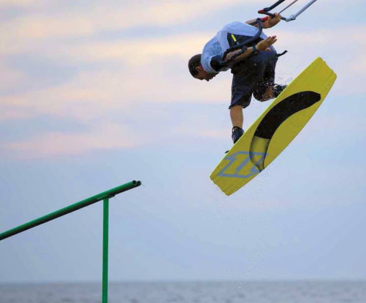 2014 North Gambler Kiteboard