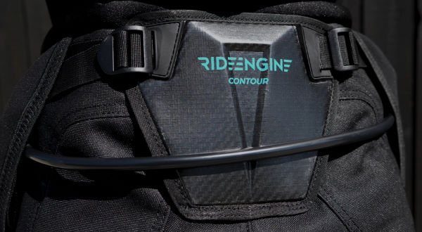 FRONT MOUNT OR SLIDING LEASH ATTACHMENT