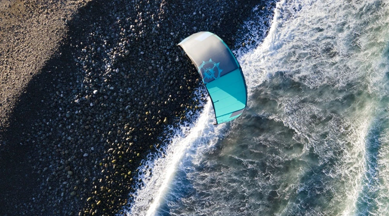 Slingshot Machine LW V1 Kiteboarding Kite