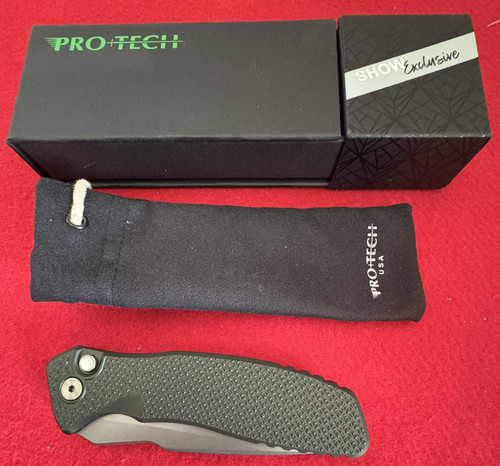 Pro-Tech Blade Show West 2026 Pallas Automatic, Spartan Blades Collaboration, Stonewash, MagnaCut,  Textured Green Aluminum