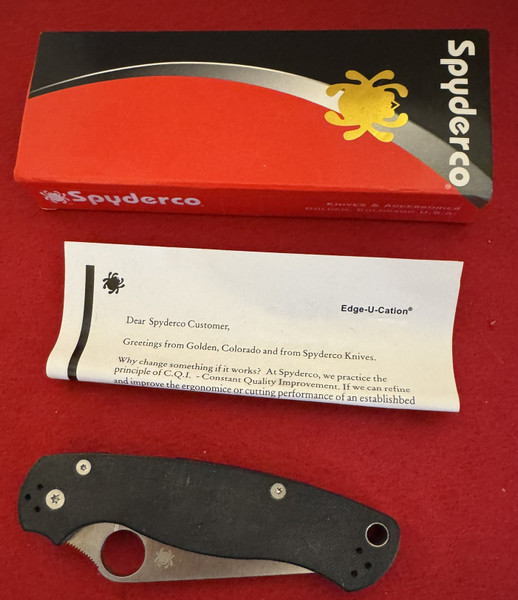 Spyderco Tenacious Folding Pocket Knife, Combo Edge, 8Cr13MoV