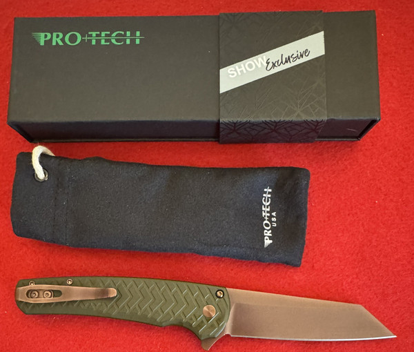 Protech Malibu Green Tread Handle w/ Copper Rose PVD Magnacut Blade Blade Show West 2026 Exclusive