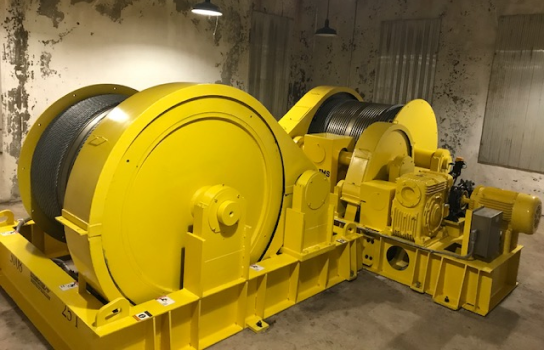 Custom made winch used in a hydroelectric dam