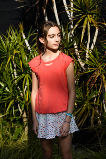 CORAL MUSCLE TOP WITH FRONT CUT OUT