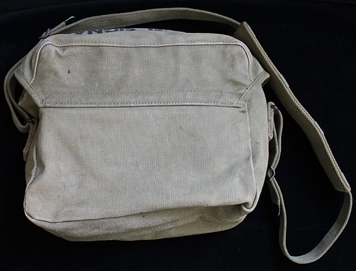 Scarce WWII US Army 'Satchel Signal' Bag for British #19 Wireless
