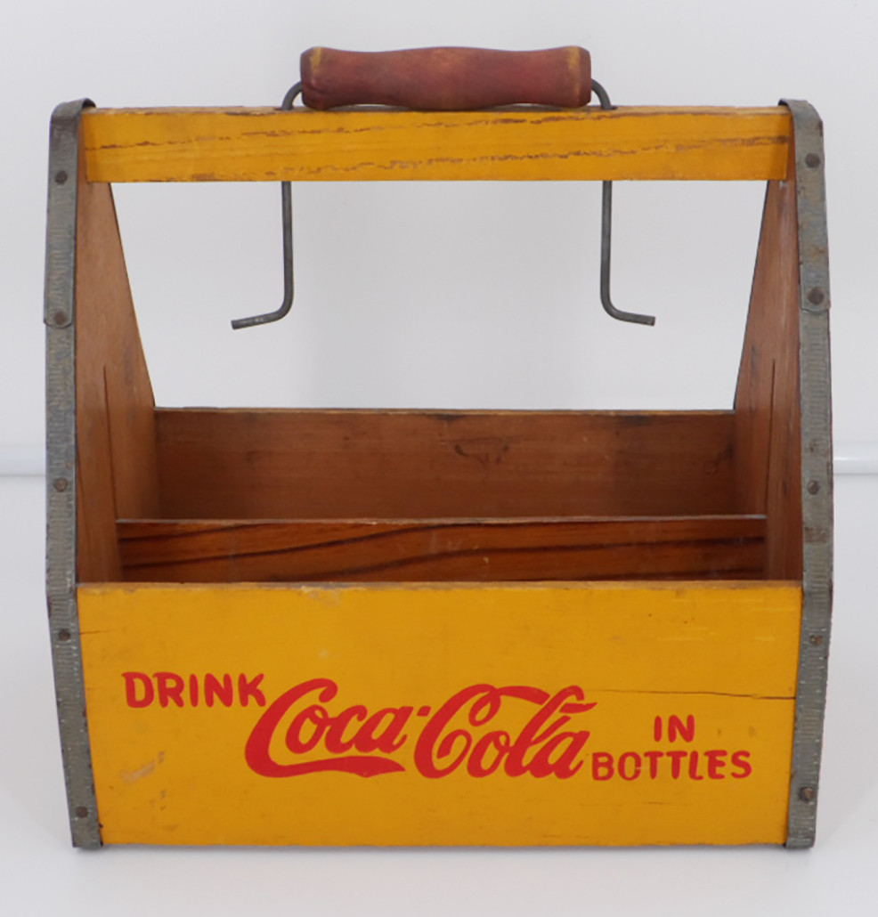 Wonderful 1940's Wooden Coca Cola 6-Pack Carrier in Exc Condition