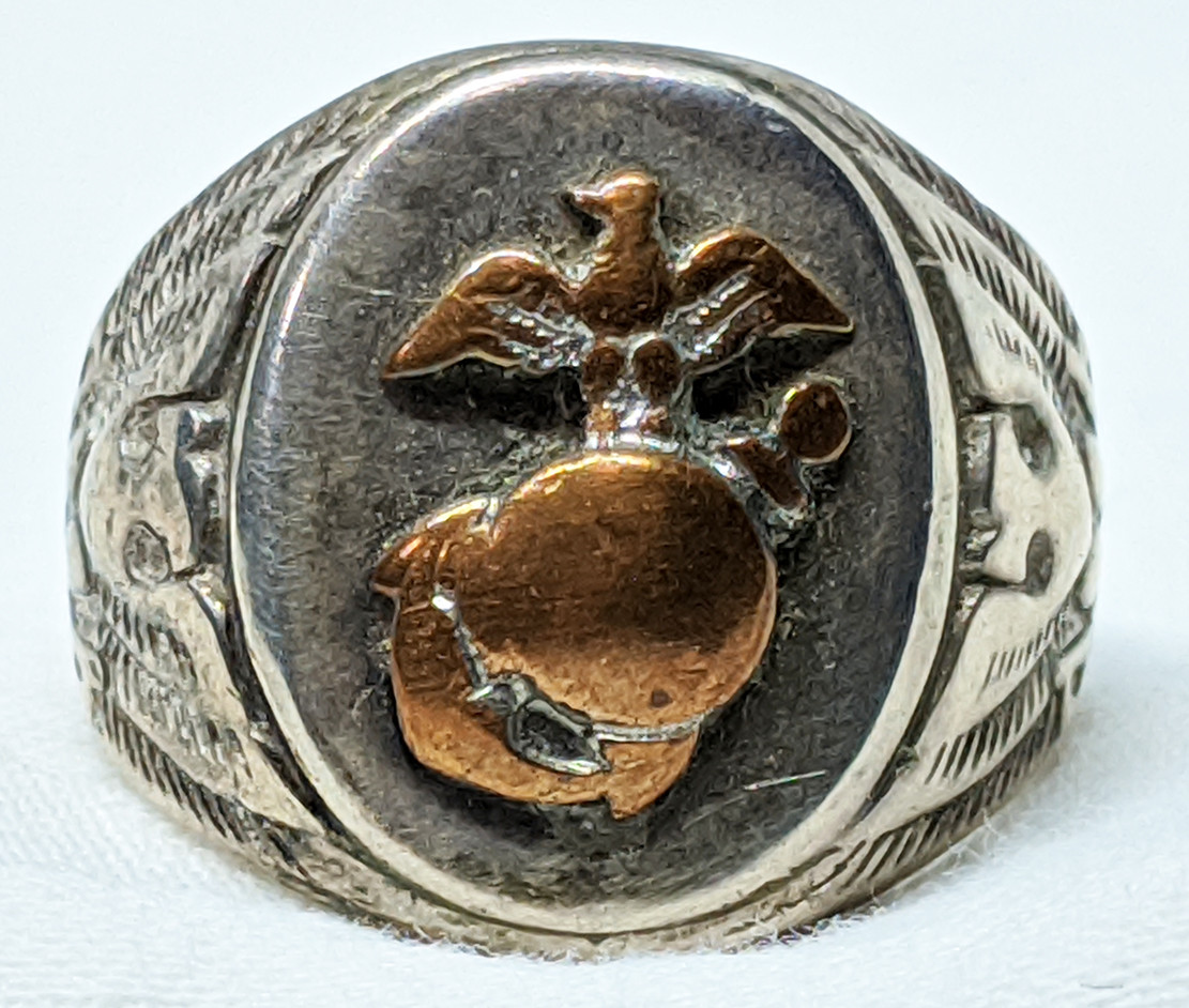 Great Salty WWI USMC Ring with Sterling & Bronze. Size 8.5