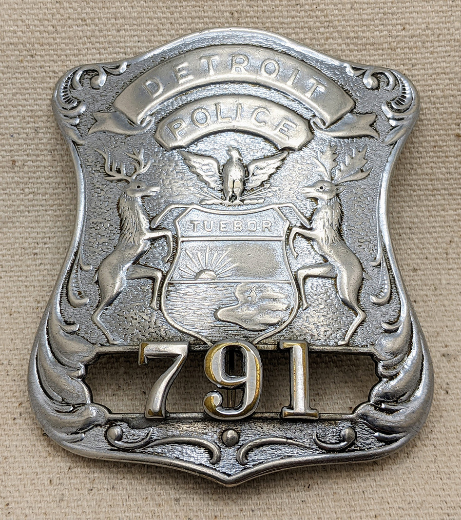 デトロイト　ポリスバッジ 　Police Officer デトロイト ポリスバッジ Police Officer
