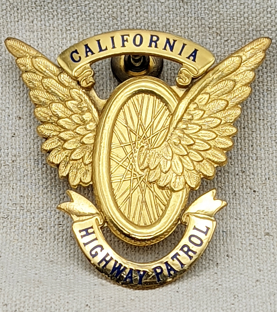 【希少品】California Highway Patrol レプリカバッジ Gorgeous 1930s-40s California Highway Patrol CHP Trooper Hat Badge