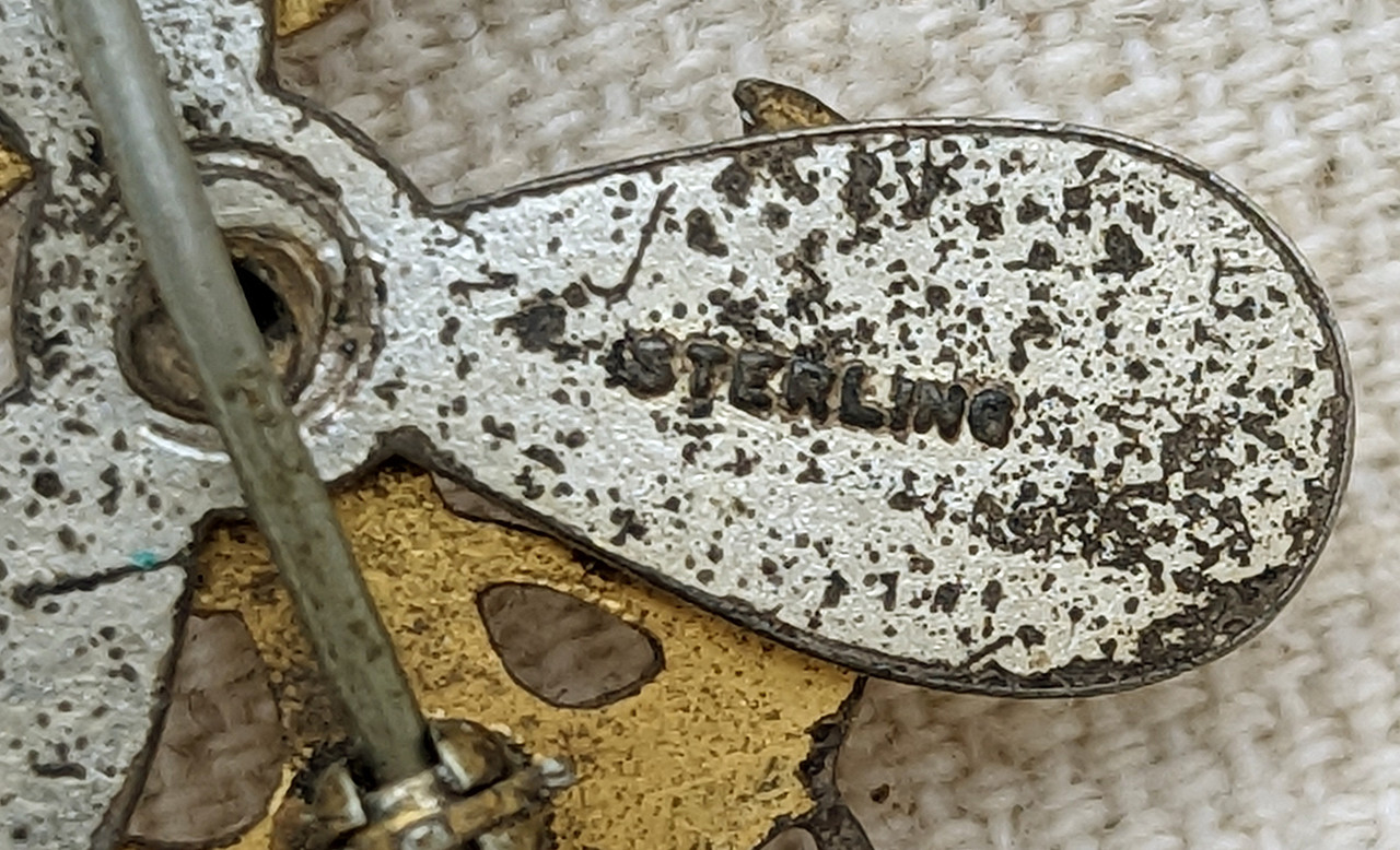 Nice Early WWII USN WAVES Collar Insignia Pin in Sterling Silver