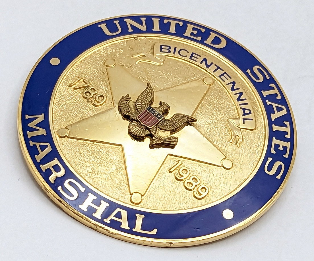 J*s様 United States Marshal Bicentennial Rare NUMBERED US Marshal Service 1989 Bicentennial Badge #1873