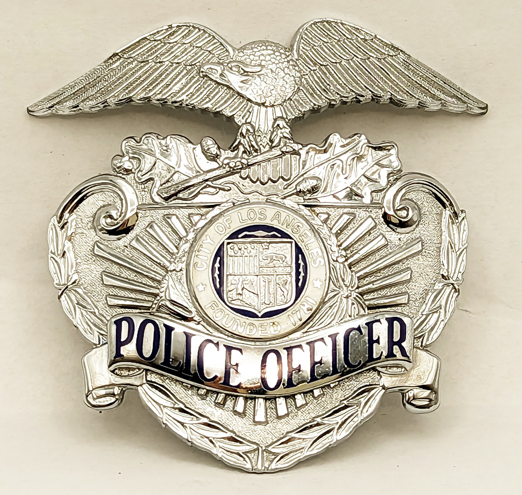 Minty ca 1980 Los Angeles CA Police Officer Hat Badge by Sun Badge Co