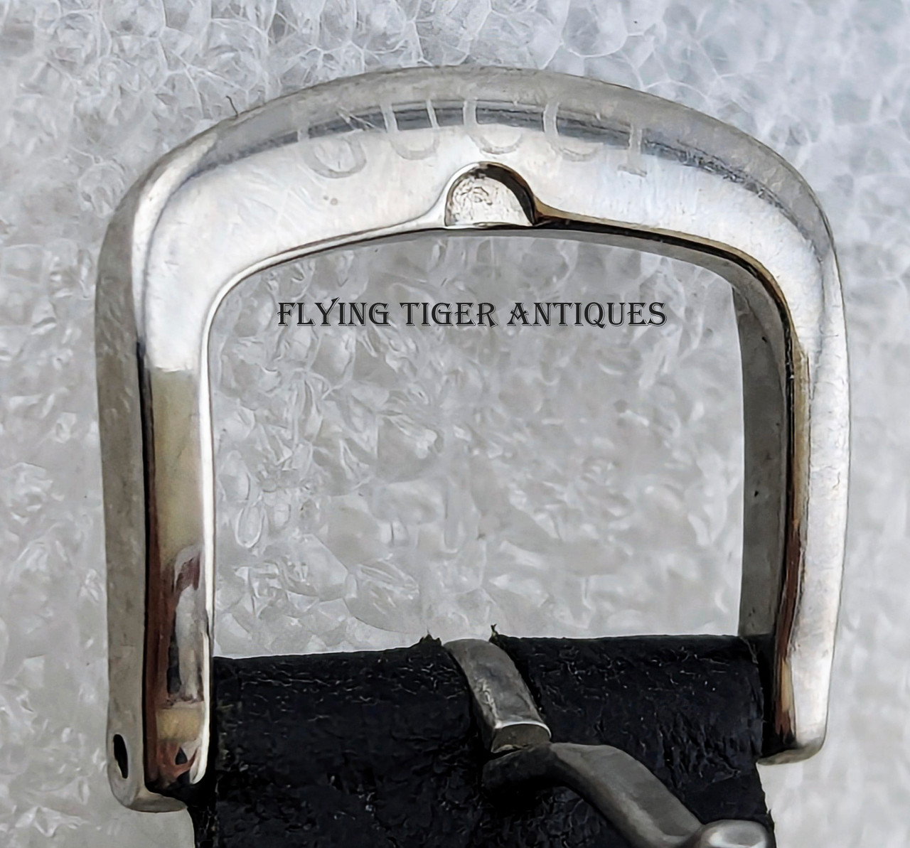 Cool Vintage 90s-00s GUCCI Swiss Quartz Watch with Original