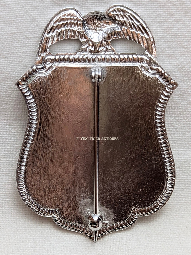 Scarce 1960's Phoenix Arizona Police Patrolman Badge #882 With