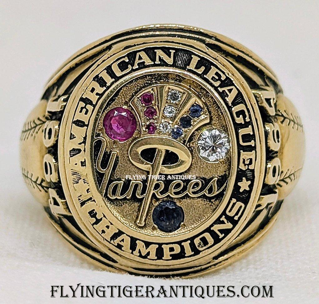 Incredible HUGE 1964 NY Yankees AL Championship Ring of Rookie