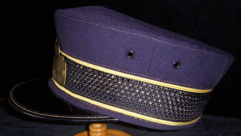 Ca 1900 Portsmouth NH Electric Railway Conductor Hat, Badge, Keys
