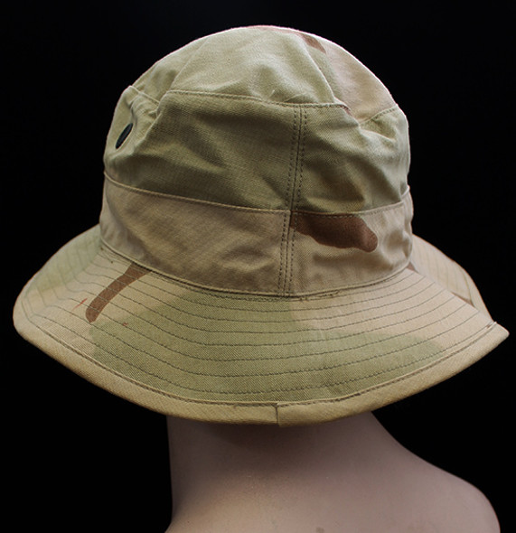 Minty US Army Desert Storm Camo Boonie Hat in Nice Size. Dated 1990