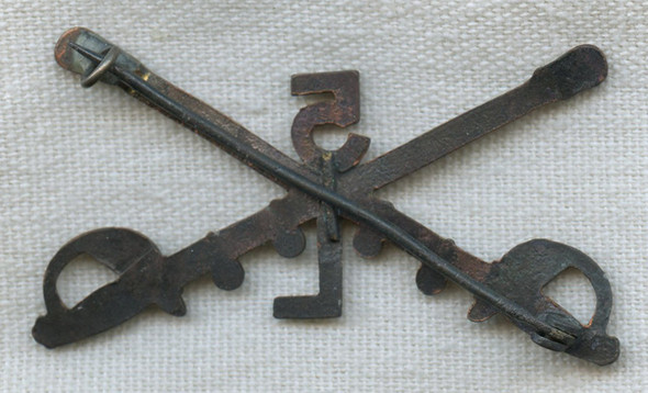 WWI US Army 5th Cavalry Troop "L" Officer Novice Collar Badge