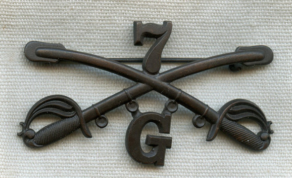 Minty Model 1895 US Army 7th Cavalry Troop G EM Collar Insignia or Hat Badge