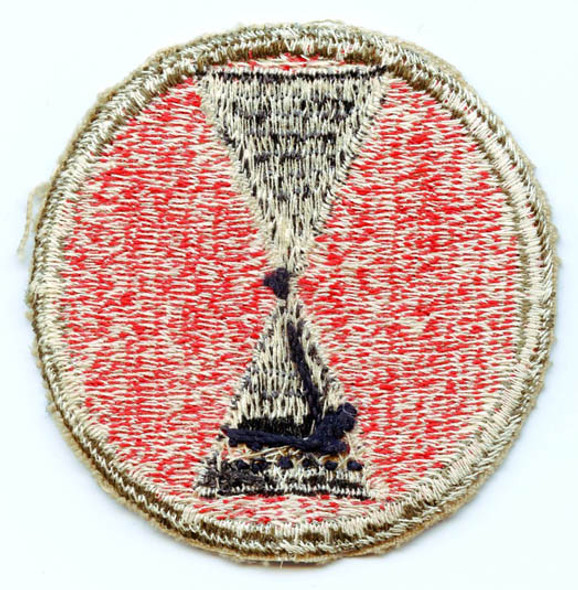 WWII US Army 7th Infantry Division (Hourglass) Shoulder Patch with Border