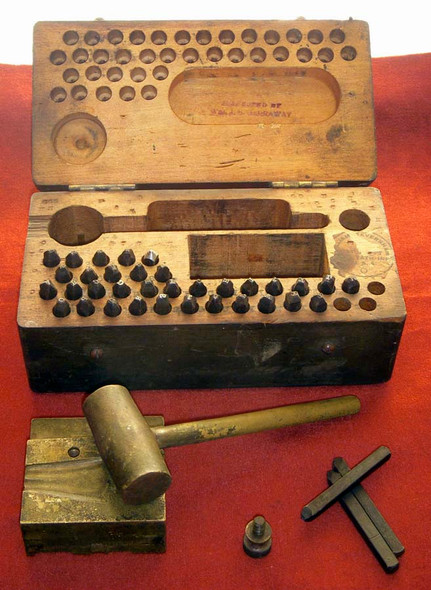 Scarce WWI US Army Dog Tag Marking Kit