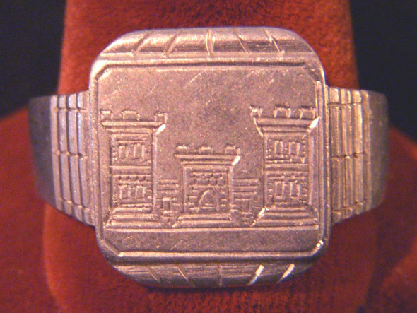 Great WWII US Army Corps of Engineers Ring