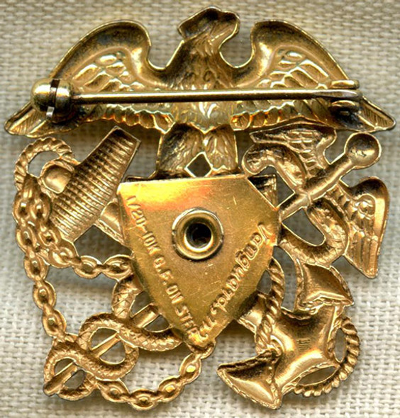 Beautiful & Scarce WWII US Public Health Service Official Overseas Cap Badge 10K GF by Vanguard