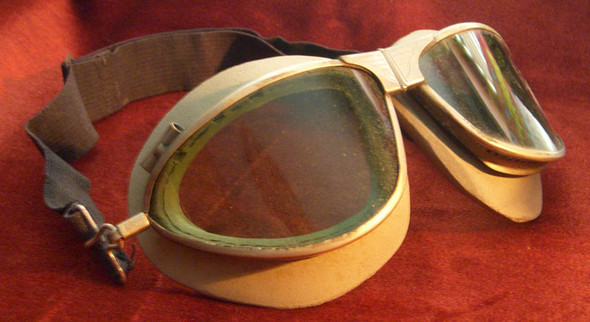 Rare 1930s American Optical Company Pilot Goggles in Case