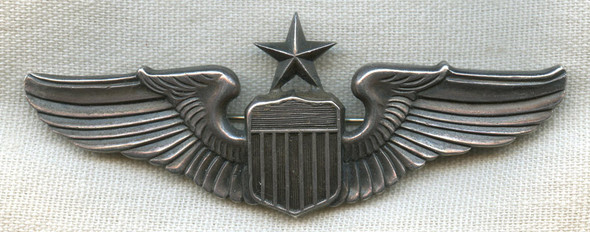 Nice Early WWII USAAF Senior Pilot Wing in Sterling<p> NO LONGER AVAILABLE