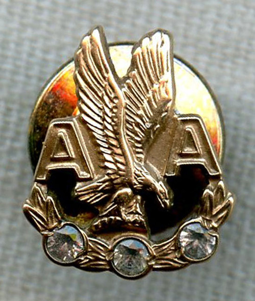 1960s American Airlines 30 Years of Service Clutchback Pin in 10K Gold by Balfour