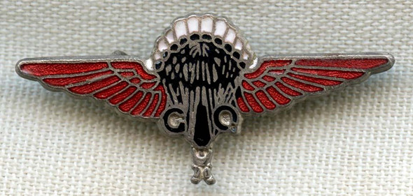 Rare WWII Royal Air Force "Bailout" Pin G.Q. Parachute Co. on Original Card